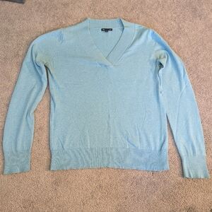 Gap outlet light weight sweater